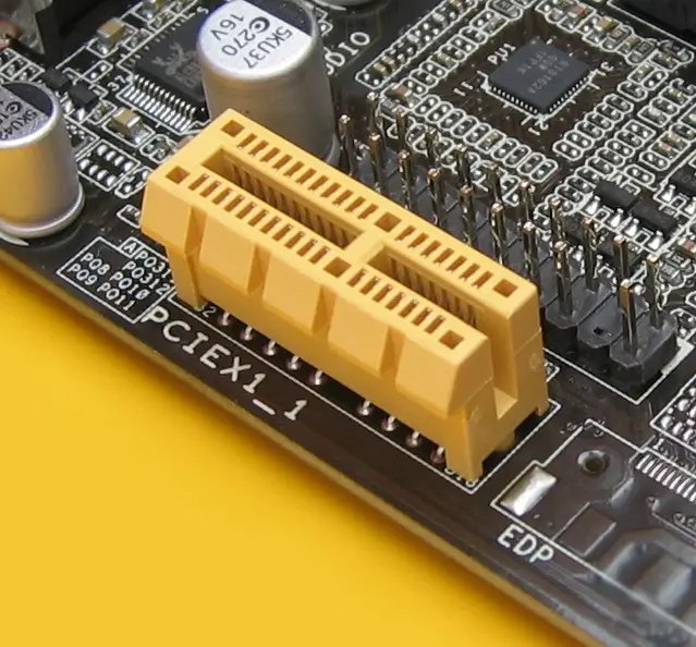 PCIe